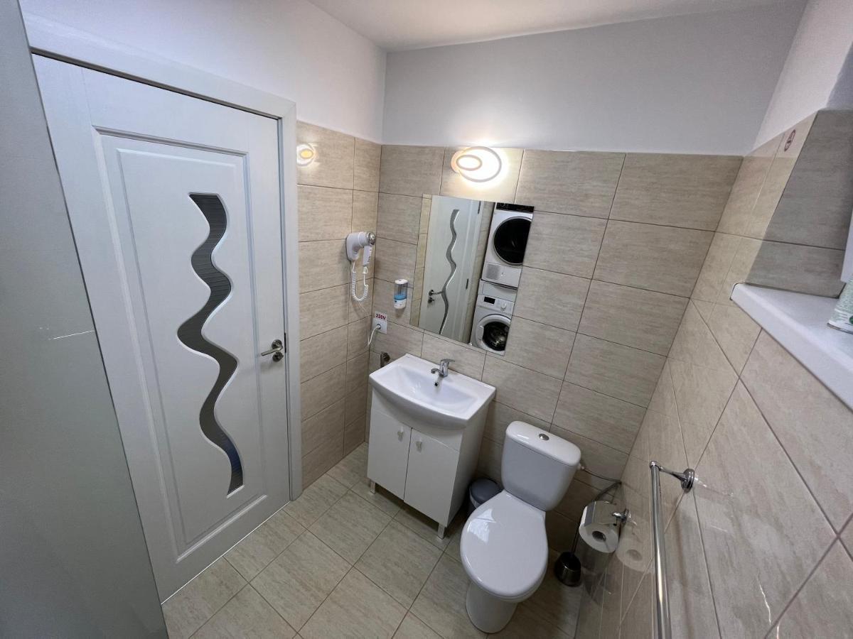Rov Apartment Suceava Exterior photo
